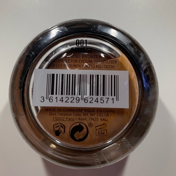 Rimmel London jelly bronzer in number 001 paradise - Picture 2 of 3